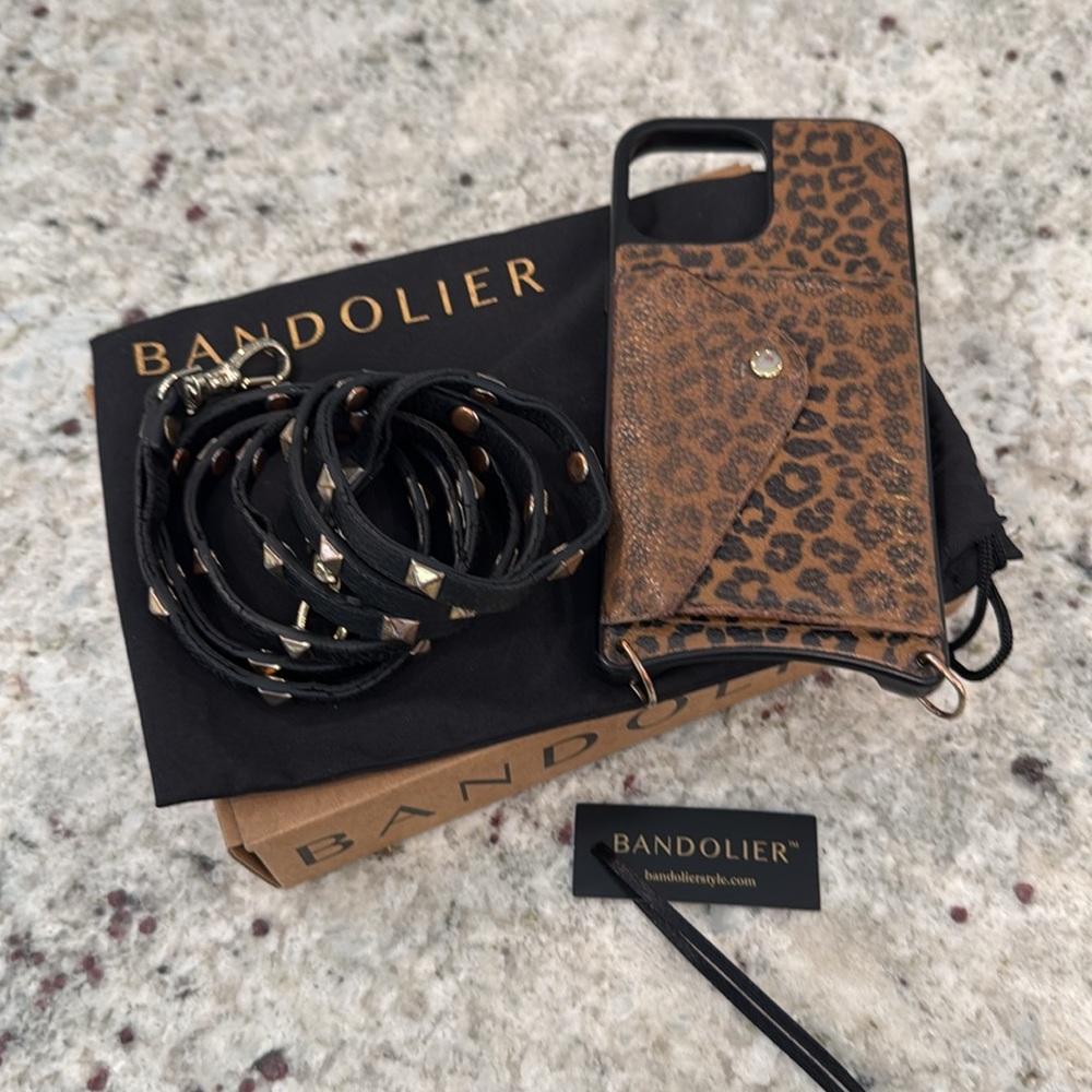 Bandolier Hailey Crossbody Phone Case in Leopard/Gold for iPhone 14 Plus